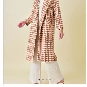 Brown and White Houndstooth Coat
